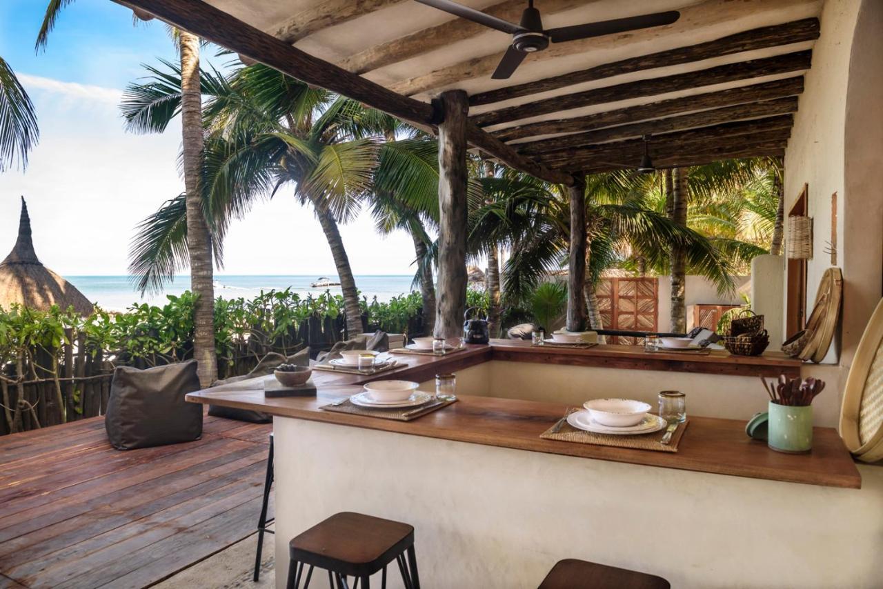 Casa Cat Ba Beachfront Boutique Hotel ホルボックス島 エクステリア 写真