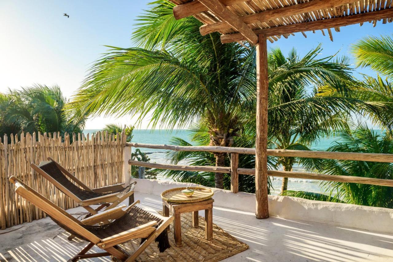Casa Cat Ba Beachfront Boutique Hotel ホルボックス島 エクステリア 写真