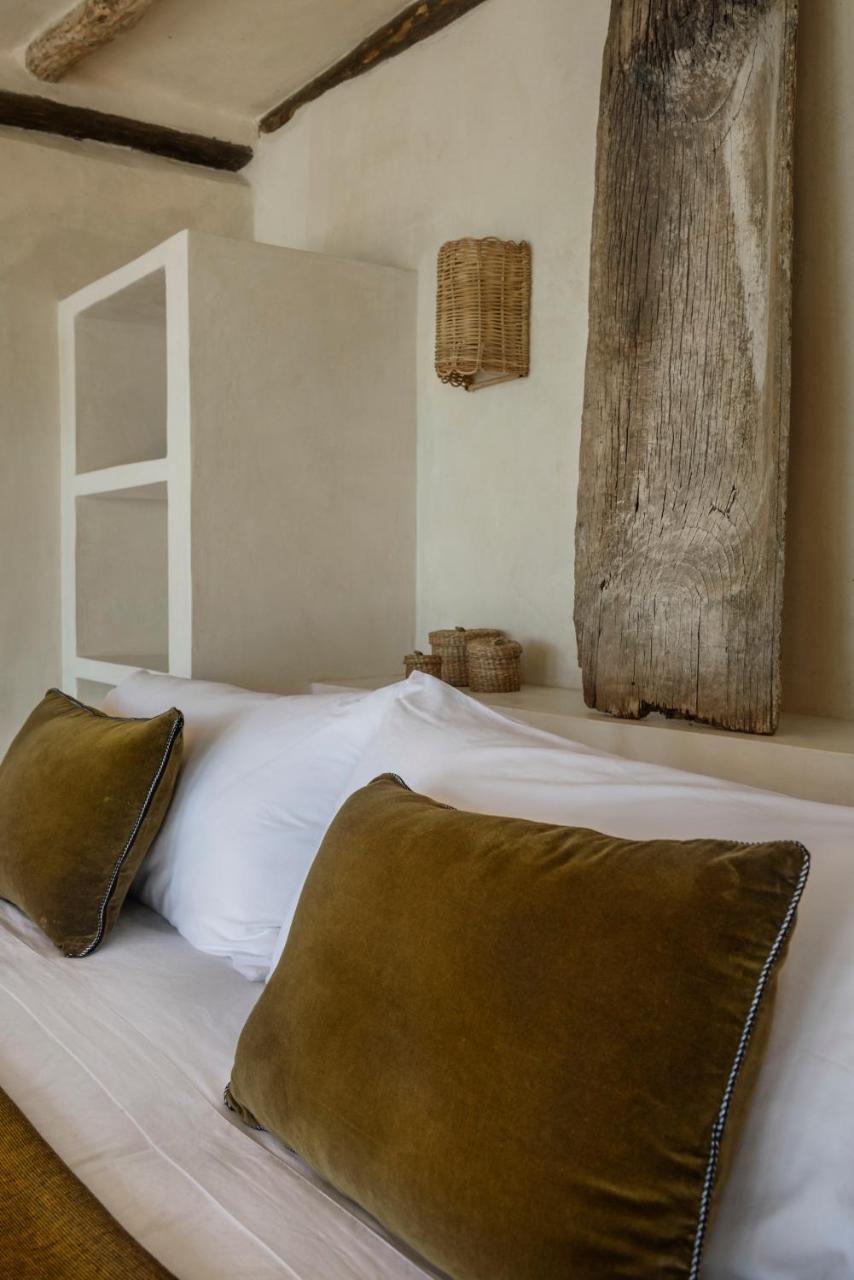 Casa Cat Ba Beachfront Boutique Hotel ホルボックス島 エクステリア 写真