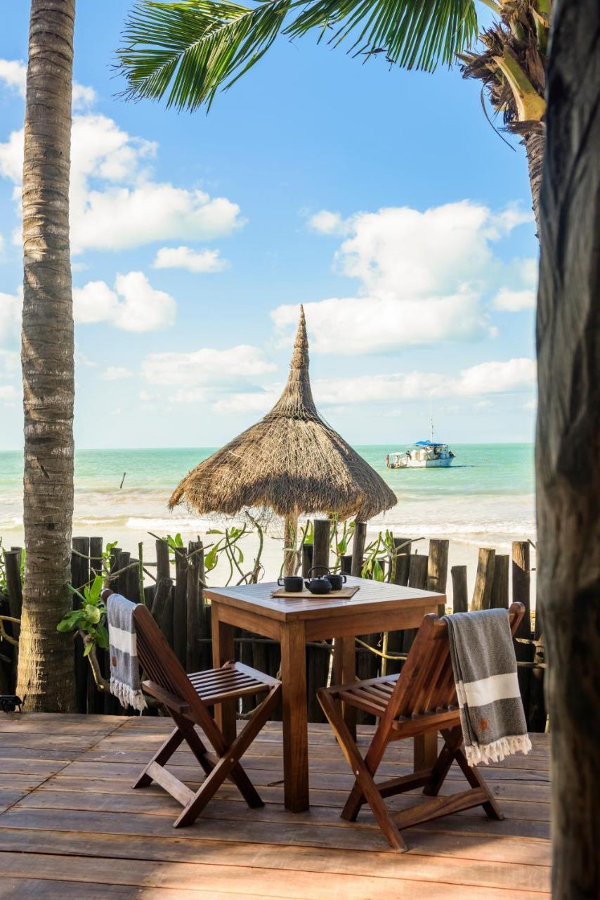 Casa Cat Ba Beachfront Boutique Hotel ホルボックス島 エクステリア 写真