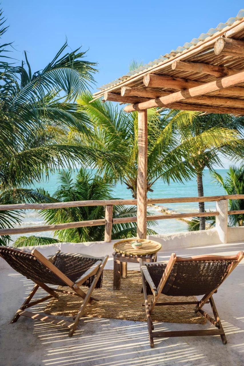 Casa Cat Ba Beachfront Boutique Hotel ホルボックス島 エクステリア 写真