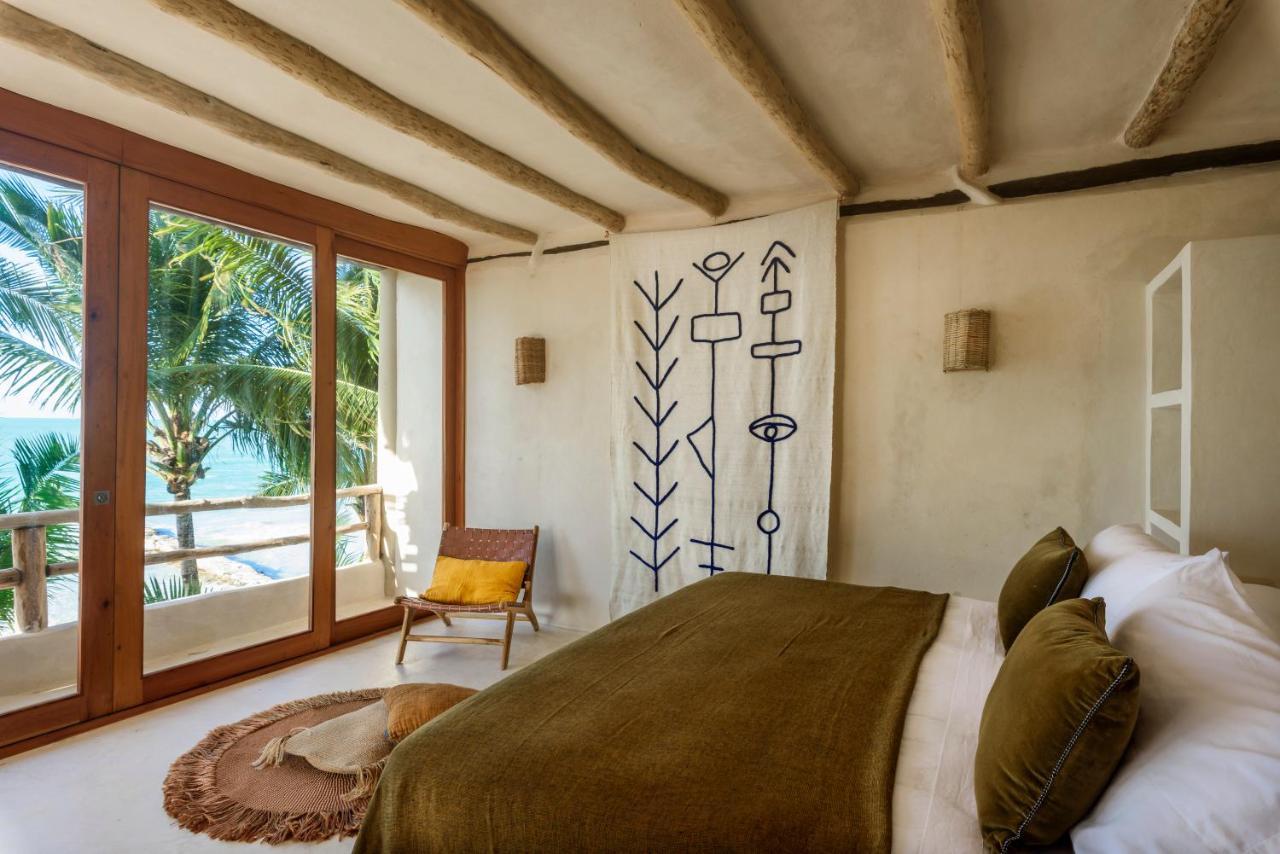 Casa Cat Ba Beachfront Boutique Hotel ホルボックス島 エクステリア 写真